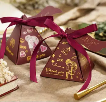 

100 Pcs Creative Burgundy Couple Triangular Pyramid Wedding Favors Candy Box Party Supplies Bomboniera Thanks Chocolate Gift Box