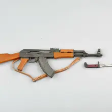 1/6 весы металлические игрушки AK47 модель комплект с со штыком
