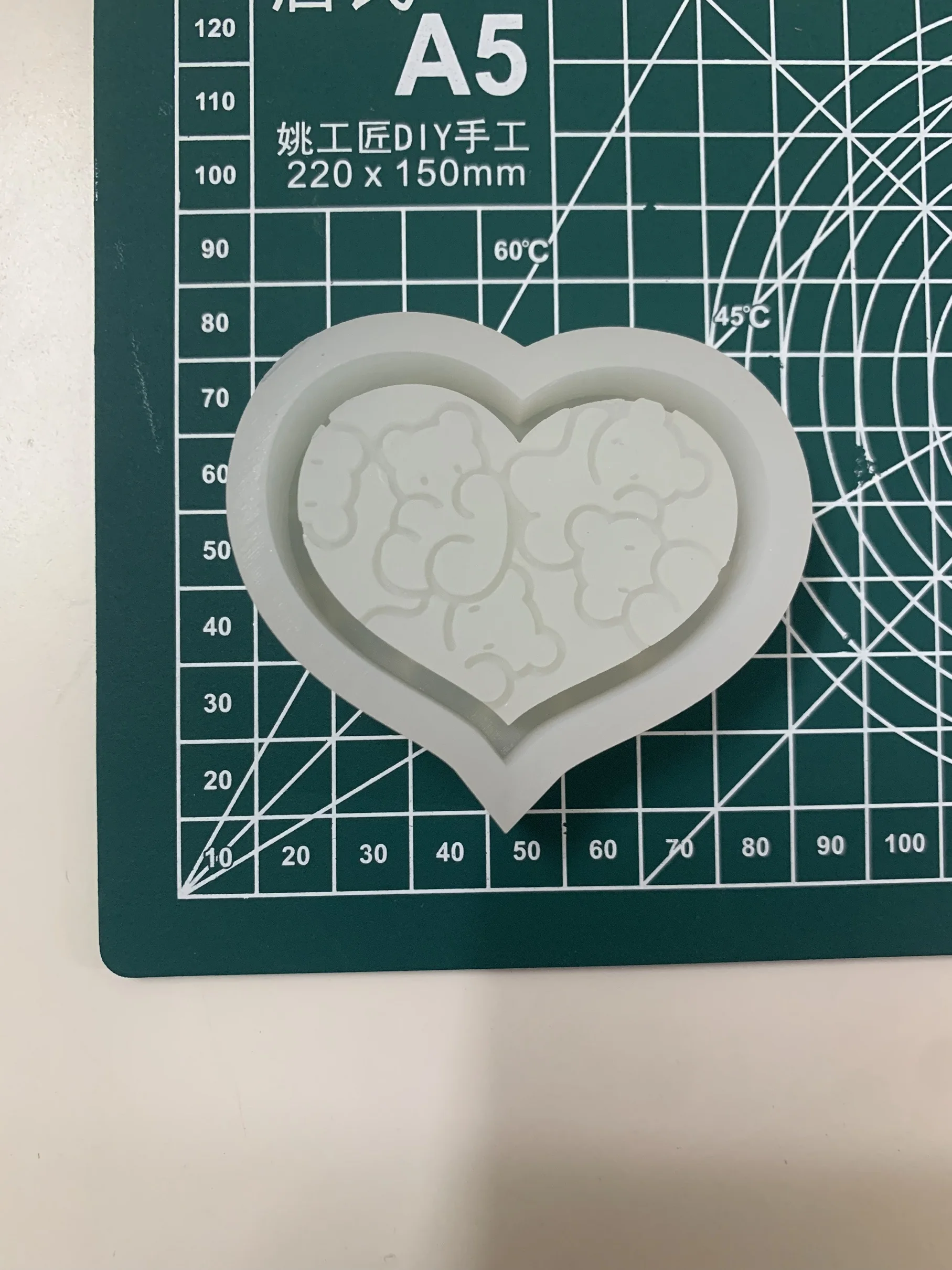 Wsy-092 3D Cute Heart Quicksand Candy Bear Shaker Mold Stampo In Silicone A Forma Di Cuore Replica Fatta A Mano