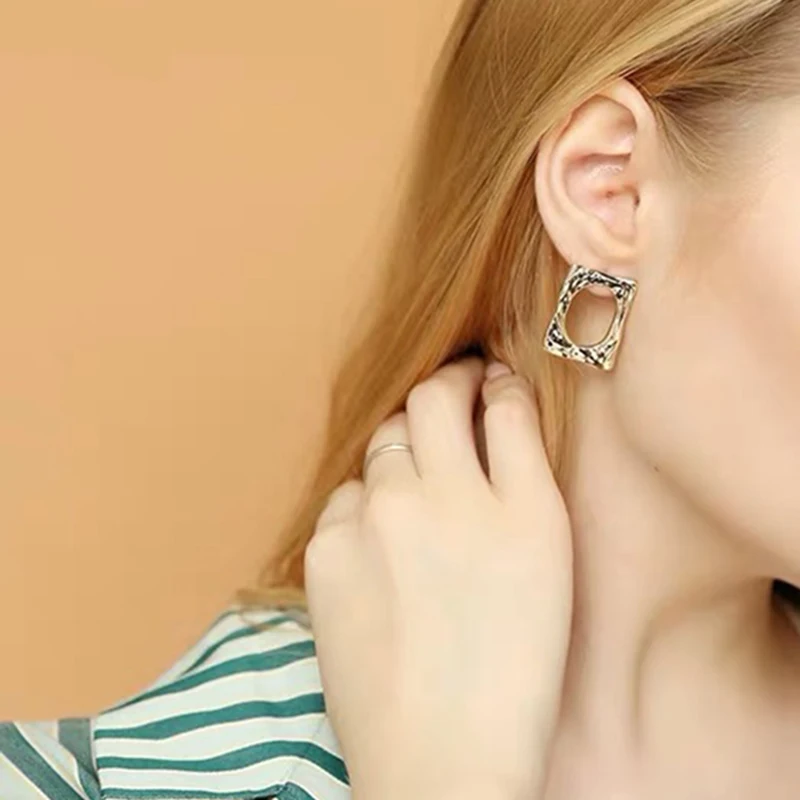 Yhpup, минималистичные корейские серьги-гвоздики, медные полые геометрические серьги, золотые 16 K S925 ювелирные изделия для женщин, Винтажные серьги для вечеринок