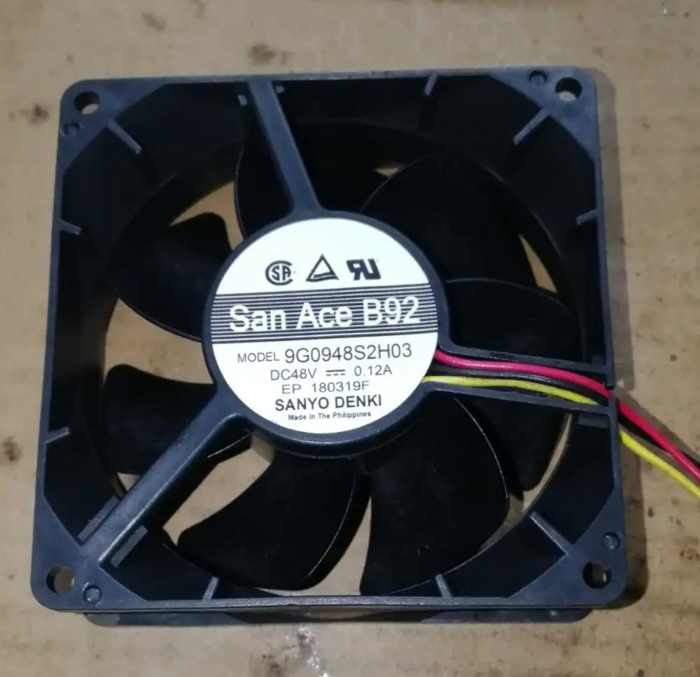 

Sanyo Denki 9G0948S2H03 DC 48V 0.12A 90x90x32mm 3-Wire Server Cooling Fan