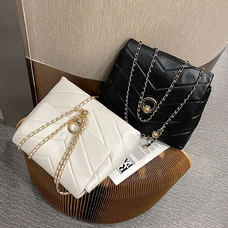 

Net celebrity casual ladies small bag 2020 new trendy fashion chain one shoulder underarm bag simple and versatile messenger bag