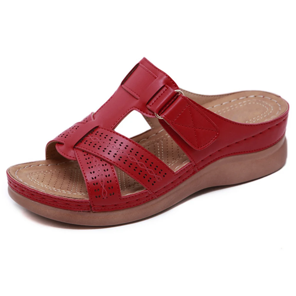 Новинка; женские сандалии с открытым носком; удобная мягкая ортопедическая повседневная обувь на высокой подошве; Тапочки - Цвет: Красный