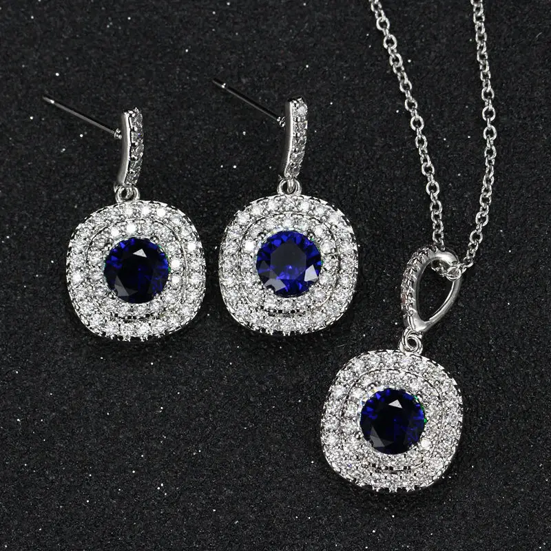 3583710229_1073866422