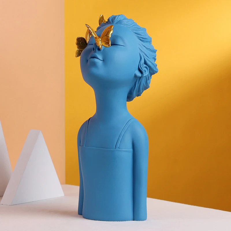 Modern Ins White Blue Girl Statues Resin Accessories Home Livingroom Table Sculpture Crafts Bedroom Desktop Figurines Decoration