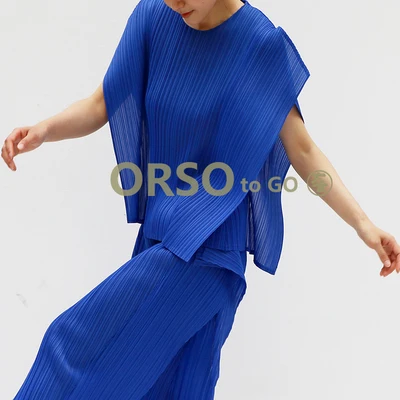 HOT SELLING Miyake Fashion fold  pure color short