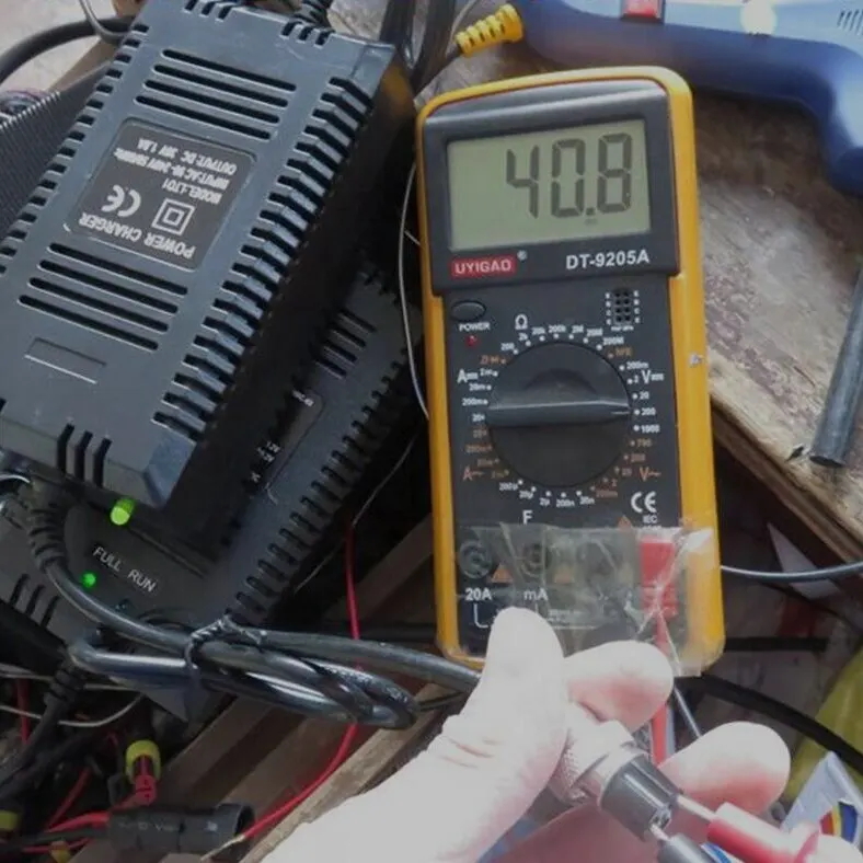 Стандарт ЕС 36 В 2A Электрический Скутер зарядное устройство 3 Pin XLR гнездовой разъем гель свинцово-кислотная умная зарядка 2.0A 36 В для 12AH 14AH