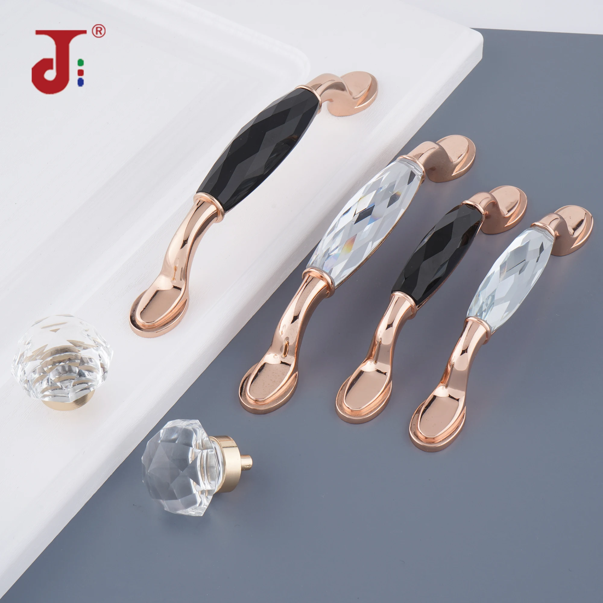 

96/128mm Rose Gold Furniture Cabinet Handles Zinc Alloy K9 Crystal Handles Kitchen Cupboard Pulls Drawer Knobs Hardware Handle