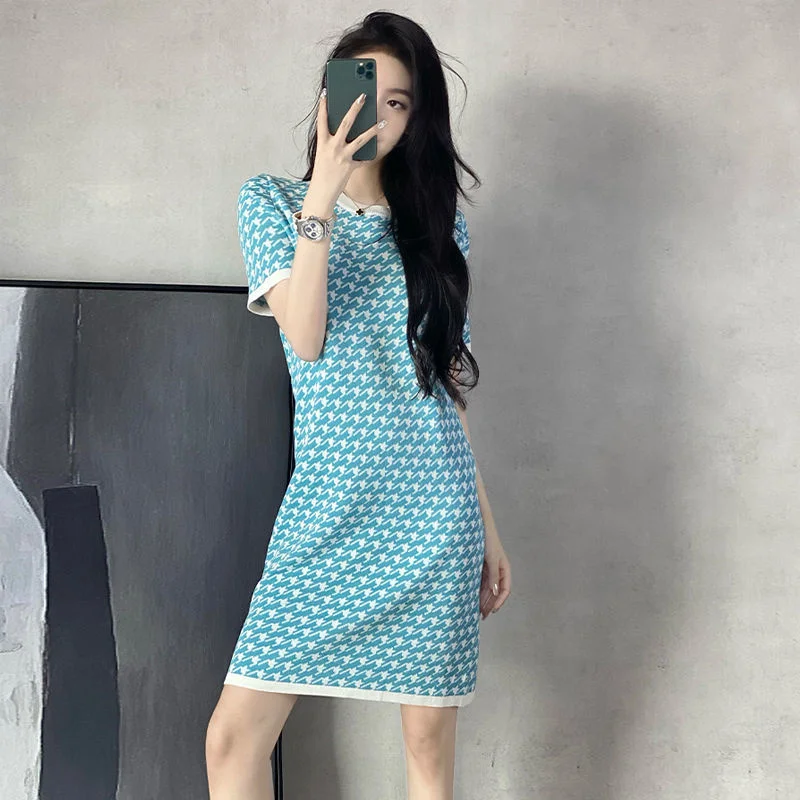

Korean Style Knit Sweater Dress Women Short Sleeve Vintage Dress Spring Summer Knitted Bodycon Dresses High Quality Robe Femme