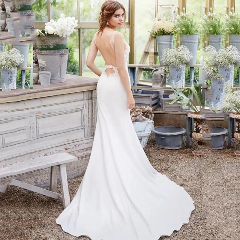 

Eightree New Backless Mermaid Wedding Dress Ivory Lace V Neck Bride Long Dress Vestido de noiva Chapel Train Robe de mariee