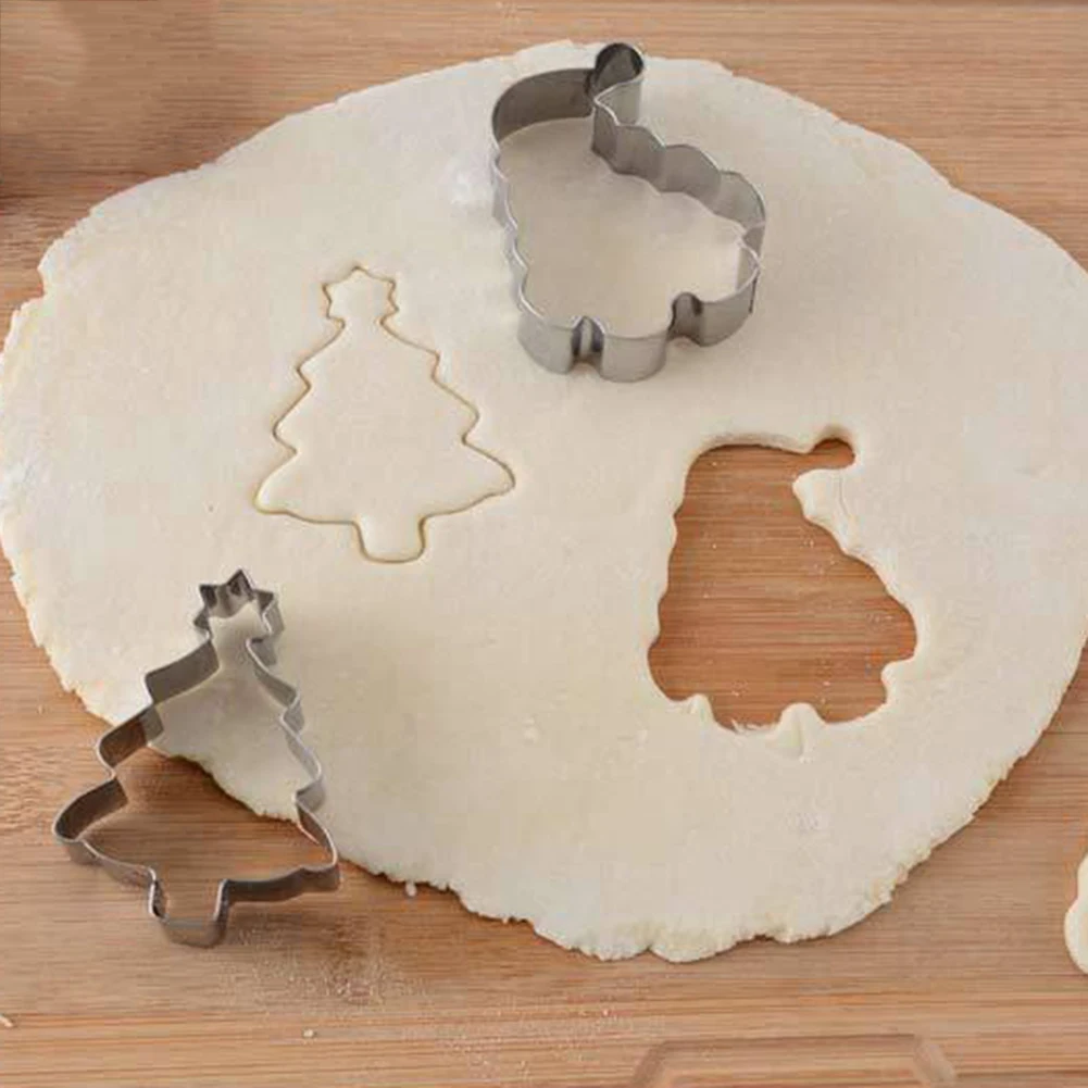 Reusable 6Pcs Christmas Tree Snowman Elk Shape Stainless Steel Cookie Cutters Mold Fondant Party Holiday Baking Tools