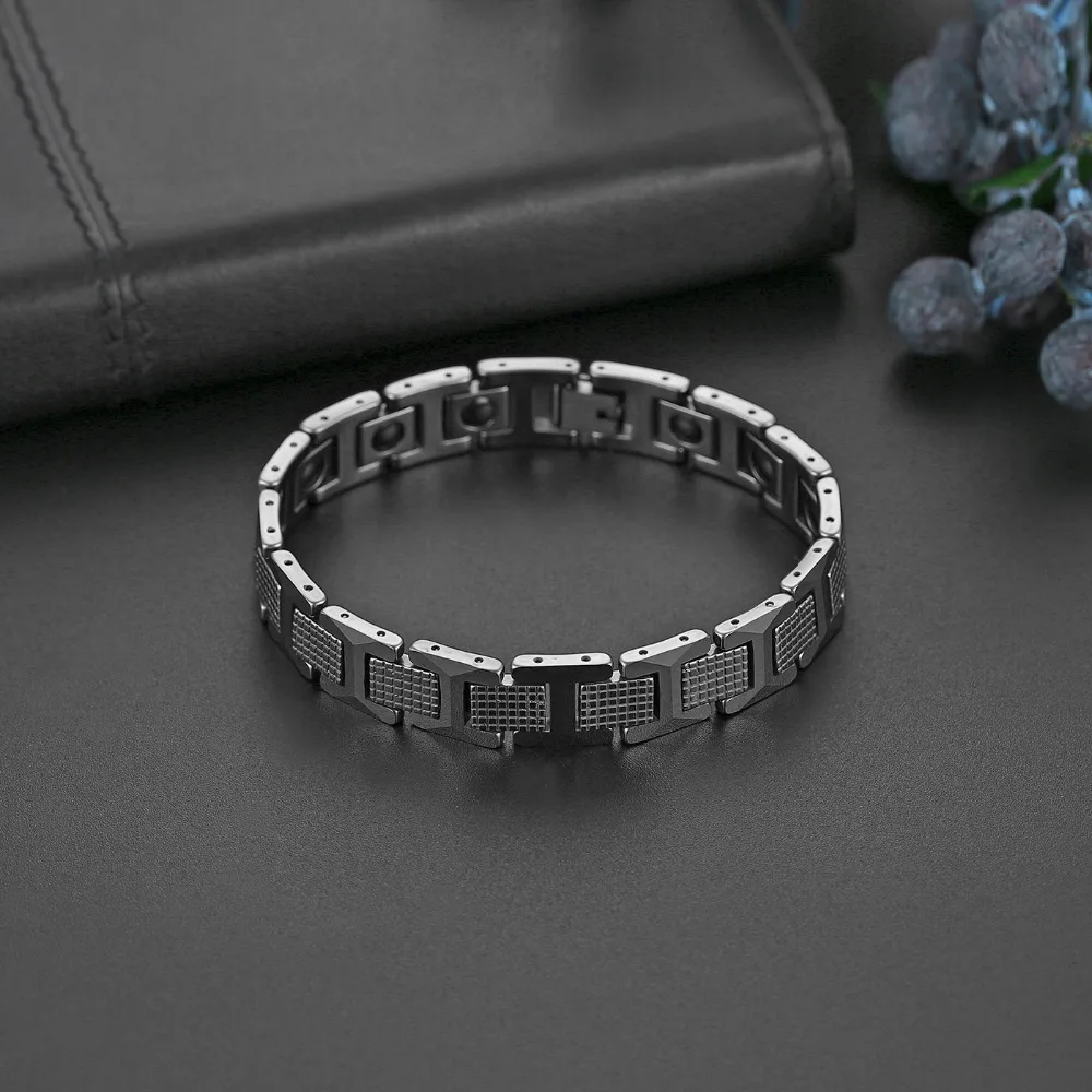 grta44295-black_13
