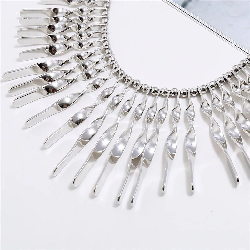 12980138476_1718038248