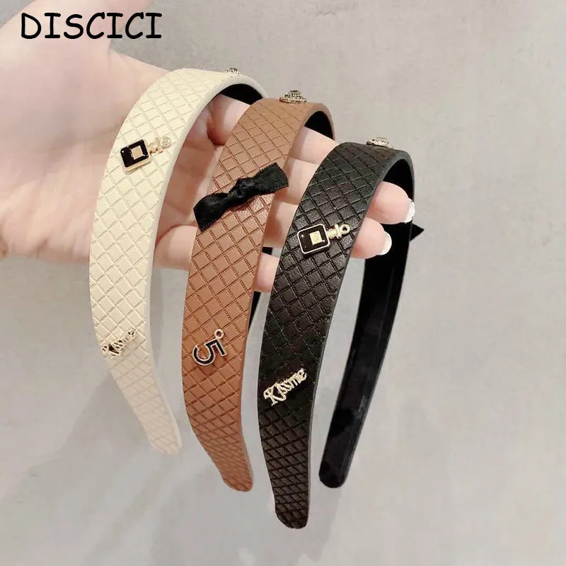 

DISCICI 2020 New Fashion Same Style Hair Accessories Water Diamond Creative Hairpin Wash Face Out Card Broken Hair Hairband