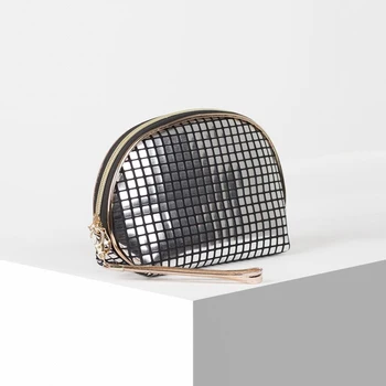 

Cosmetic bag, zip compartment, with handle, silver