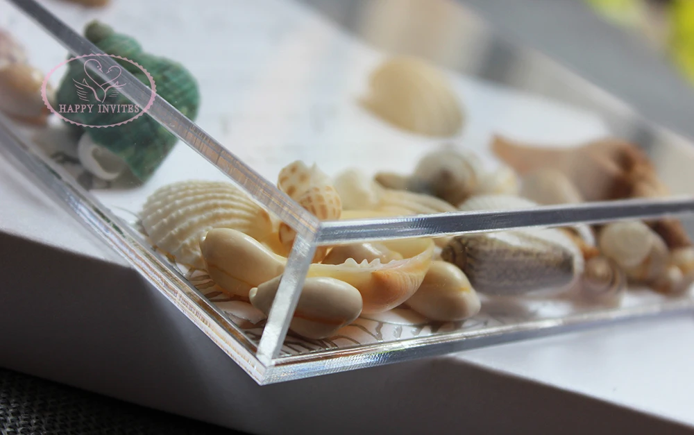 HI4082-06 Fantastic Acrylic Box Invitation with Natural Shellfishes Conches for Beach Wedding Factory Price Made in China