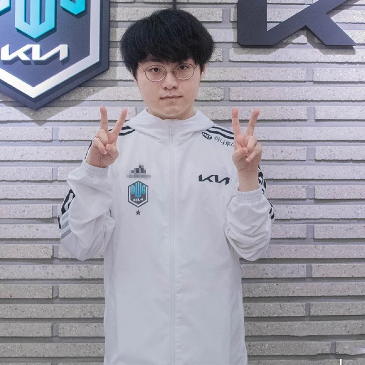 LoL League 2021 LCK DWG Worlds Uniform Miss DK Pro Kit