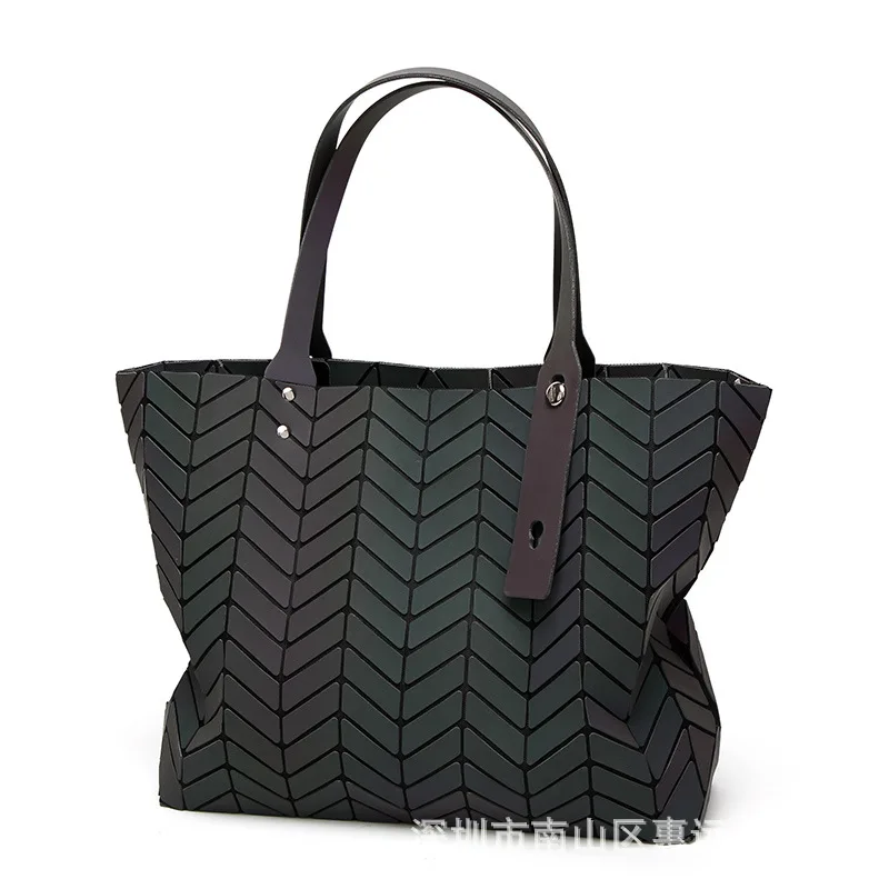 

2019 New Style Leaf Pattern Night Light Geometry Bag Korean-style Fashion Shoulder Women's Handbag