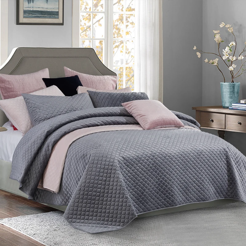 PHF Beauty Bed Covers And Bedspreads Velvet Bedding Set Luxury 3 Pcs Soft Lightweight Bed Linen Queen King Size Grey Pink Silver
