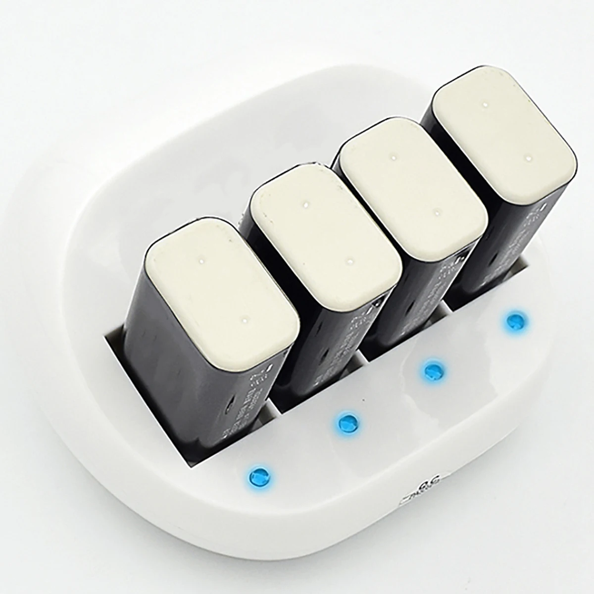 

SOONHUA Universal 4 Slots LED Indicators Battery Charger Smart Rechargeable Battery Chargers For 9V Li-ion Replacement Battery