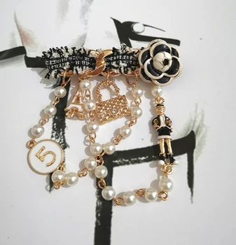 

Classic Design cc Brooches set Crystal Bow Flower Pearl Camellia No.5 brooches Pin set Jewelry Vintage buckle Pin c brooches