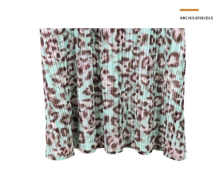 Summer new European and American fashion print dress long short sleeve half-high collar miyake pleated slim dress free shipping