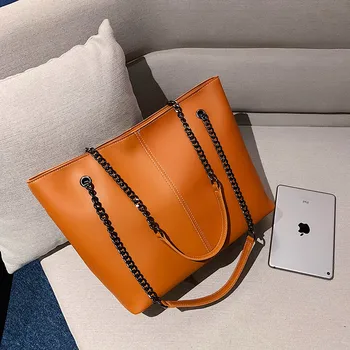 

Famous Brand Designer Women Chain Messenger Bag Large Retro Crossbody Shoulder Bag Lady Luxury Lock Handbag