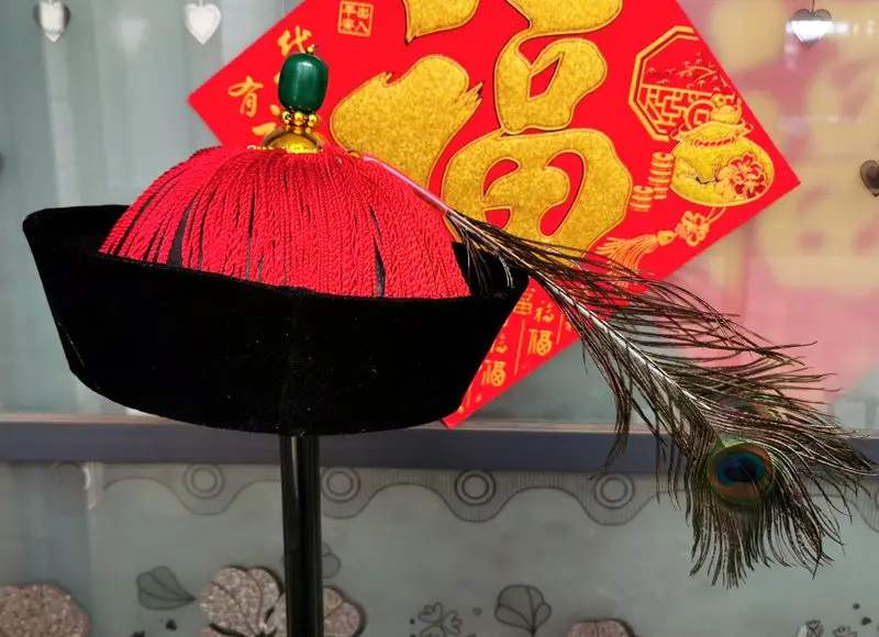 Adults Chinese Qing Dynasty Hat With Peacock Feathers Anvient Officer Eunuch Cap Headdress Opera Accessories Zombie Cosplay