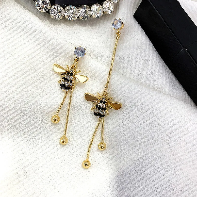 12594594870_1250376837