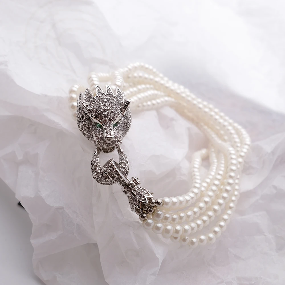 

Amorita Boutique leopard Artificial pearl bracelet Wedding Gifts