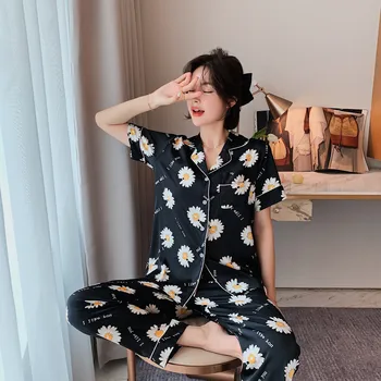 

2020 Viscose Fiber Pajamas Women's Summer Thin Net Red Daisy Short-Sleeved Pants Suit Korean Ins Cardigan Leisure Tops