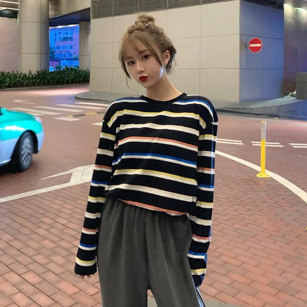 black Радужная футболка для женщин в полоску Kawaii одежда Harajuku корейский Стиль Уличная Эстетическая с длинным рукавом Осень Roupas Feminina О образным вырезом - Цвет: black