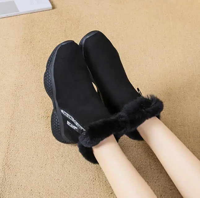 Martin boots snow boots female new wild autumn and winter plus velvet thick boots winter shoes warm cotton shoes