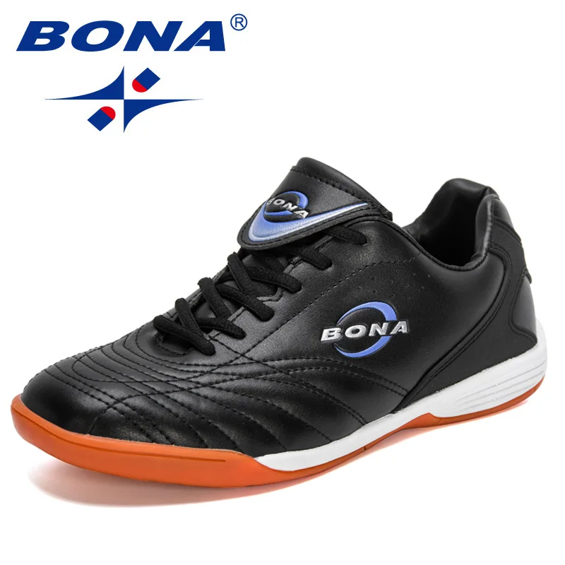 Multi-Sports Shoes Men Outdoor Soccer Shoes Cushion Breathable Walking