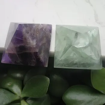 

2 pcs Natural crystal pyramid amethyst pyramid and green fluorite pyramids healing stome home decoration