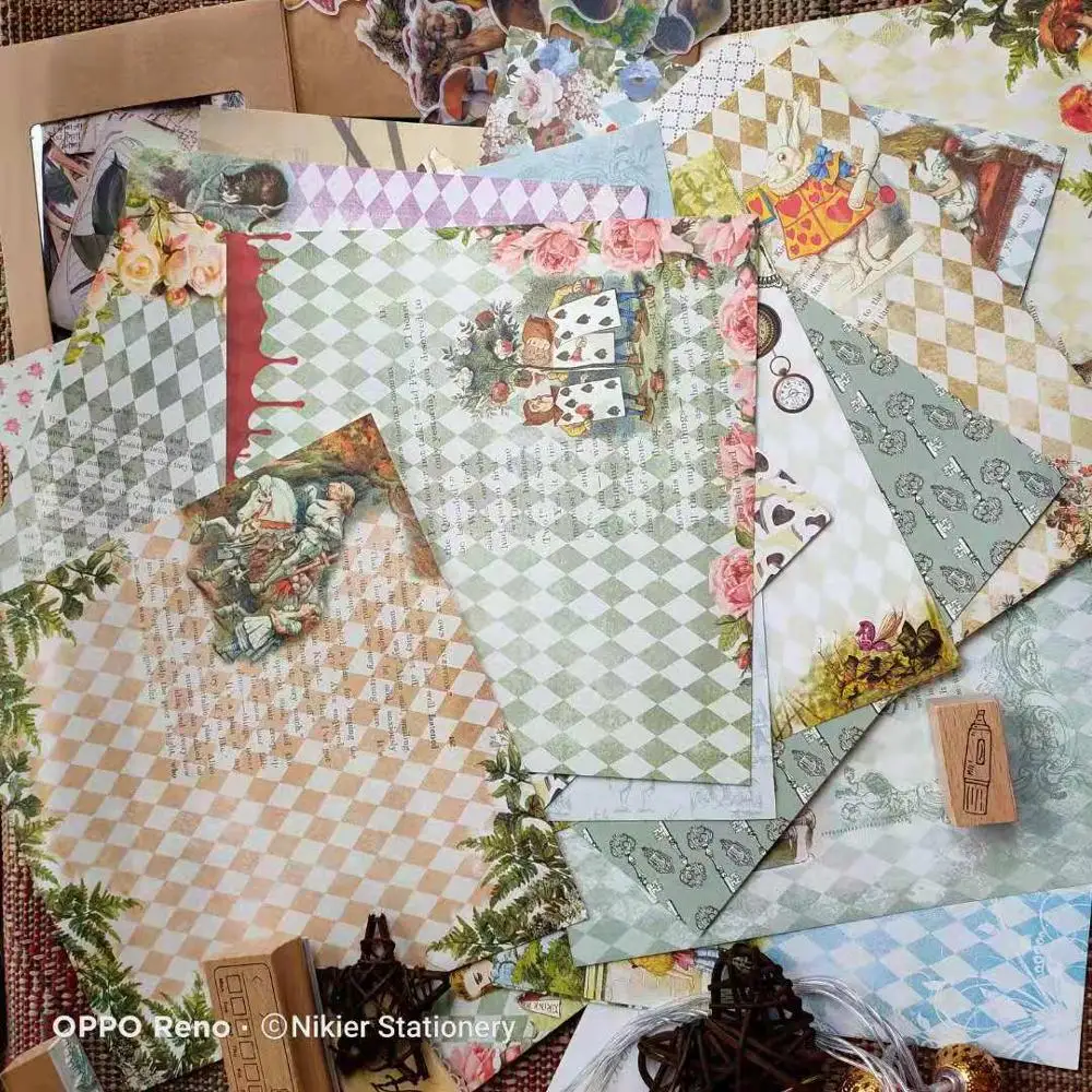 

Набор бумаги для скрапбукинга, с героями мультфильмов