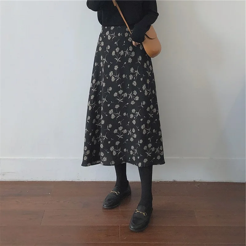 

18 Winter/[One Year Four Seasons Good Wear !] Very Western Style Retro Floral-Print Chiffon A- line Skirt Women's