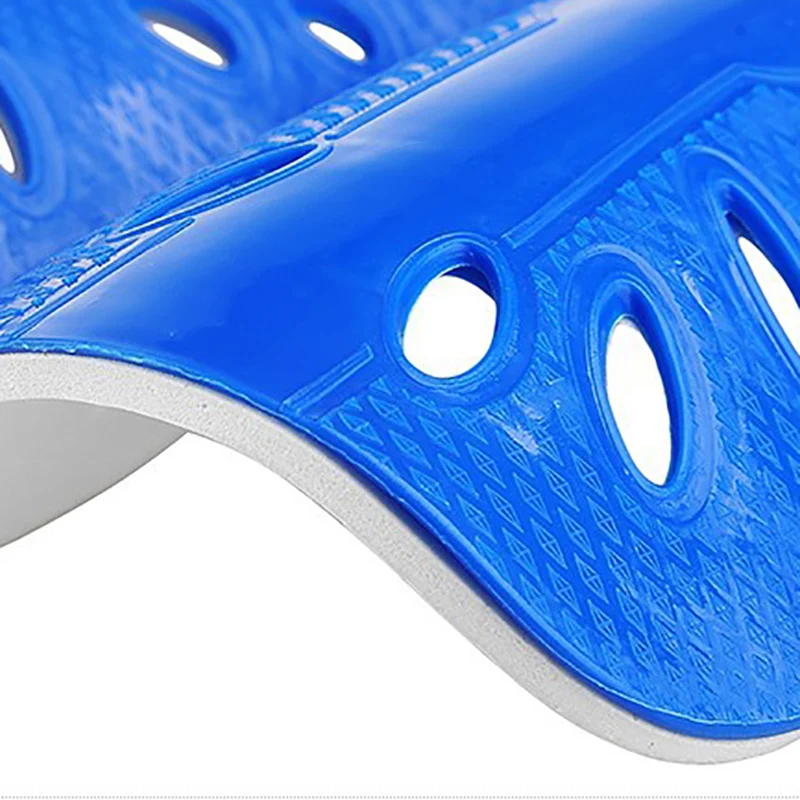 Soccer Guards Supporters 1 Pair Football Shin Pads Protective Shin Pads Soccer Guards Supporters Protective Gear Shin Guard