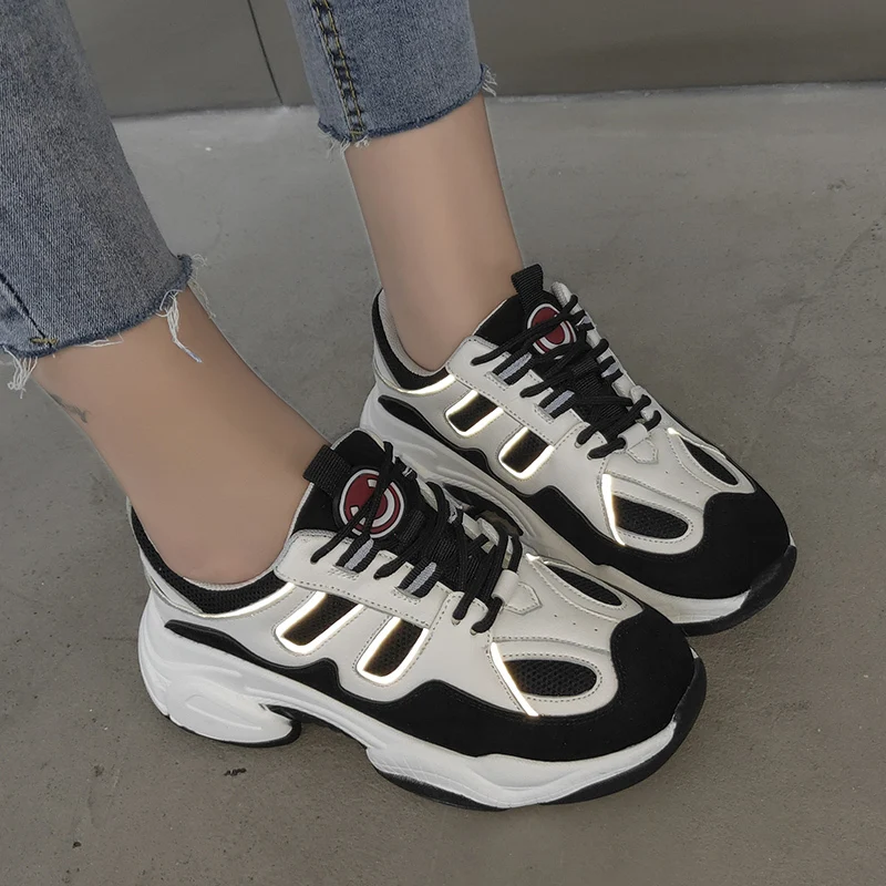 2019 Autumn New Women Chunky Sneakers Reflective Platform Sneakers Breathable Mesh Casual Dad Shoes