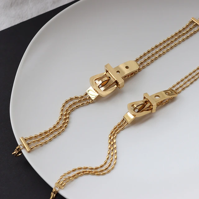 Belt Buckle Bracelet, 18k Gold Plated Bracelet. 64mm. Fine Jewelry – Lash  Bar Kollection