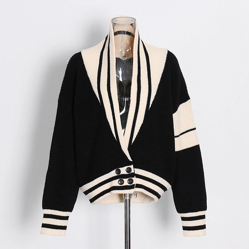 ECRURANI Patchwork Casual Coat For Women V Neck Lantern Long Sleeve Hit Color Button Coats Female 2022 Spring Clothing New Style