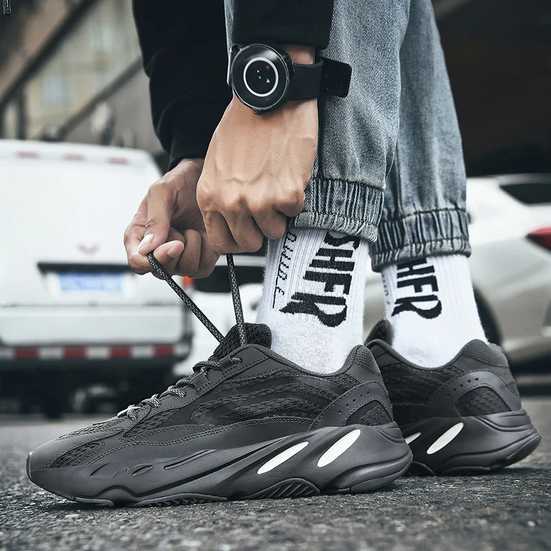 

UBERU2020 New Couple Casual Sports Shoes Coconut 700V2 Dad Shoes Wild Increase Soft Bottom Men and Women Running Tide Shoes