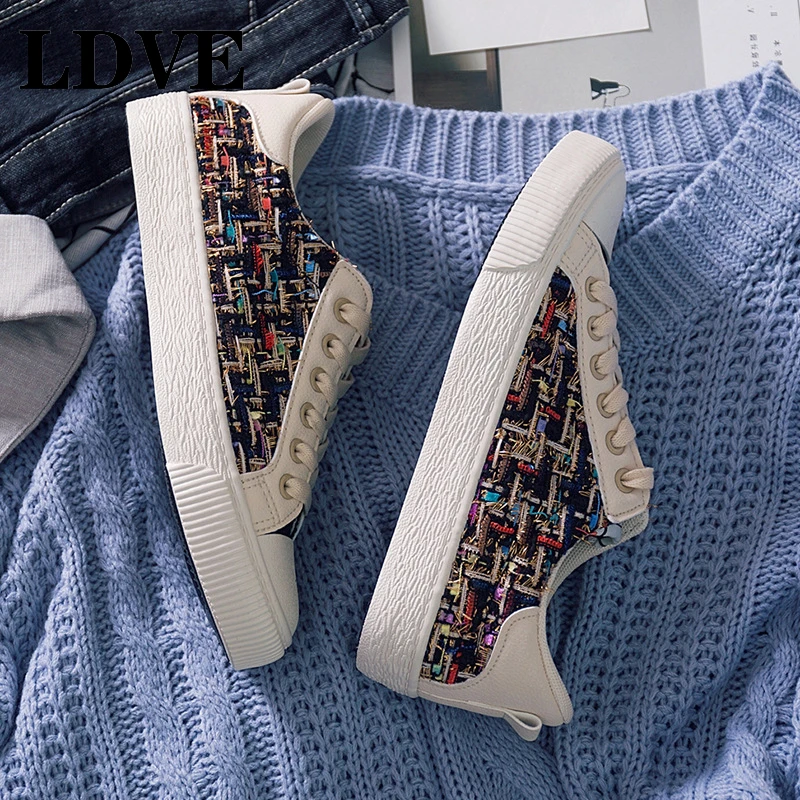 

Firelight Lighting White Jet Machine Women's Clothing Store Vulcanize Shoes Leisure Shoes Women's Shoes 2019 Women's Shoes
