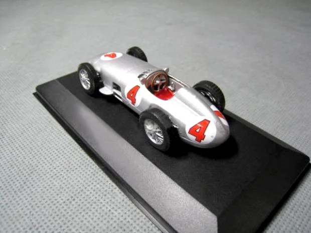 Специальное предложение Редкие 1:43 196R 1954 гоночная Модель сборная модель из сплава