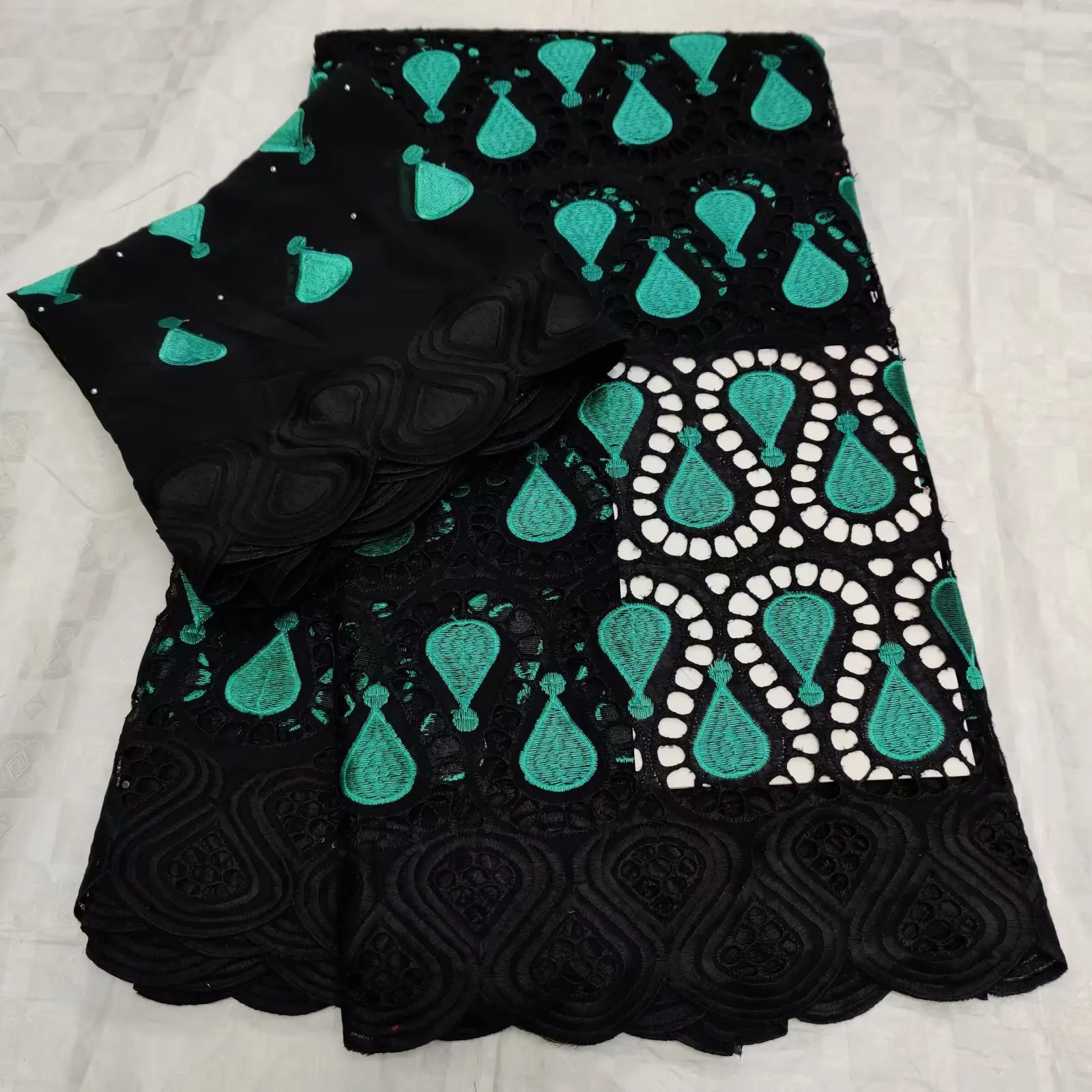 

2020 high quality lace fabric with Embroidered Black Color Nigerian Lace Fabric For Women French Mesh Lace Fabric 7Yards