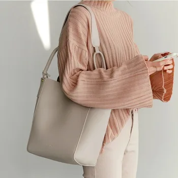 

Large capacity picture bag 2020 new fashion women's shoulder bag casual simple modern portable female bag