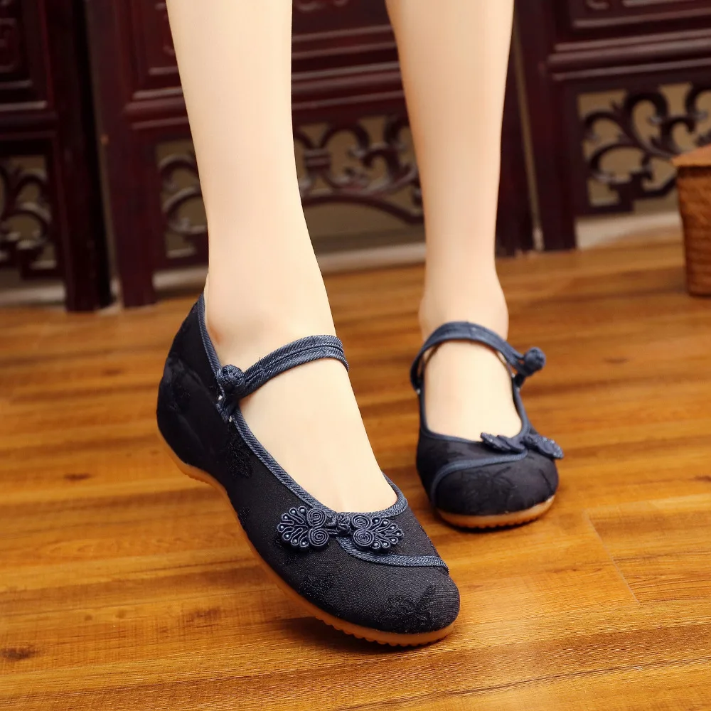Details about   Women's Retro Chinese Style Buckle Strap Med Heels Canvas Beijing Shoes Casual 