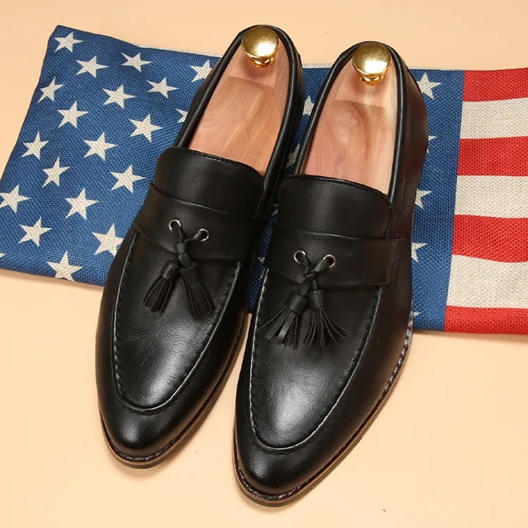 Роскошная брендовая деловая Мужская обувь с перфорацией типа «броги» из натуральной кожи, с острым носком, повседневная обувь на мягкой резиновой подошве, Мужская дышащая Свадебная обувь