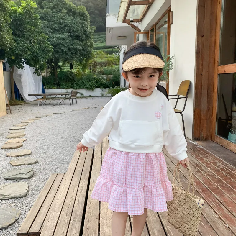 Новинка года; сезон весна; платье в клетку с вышивкой для девочек; платье принцессы для малышей