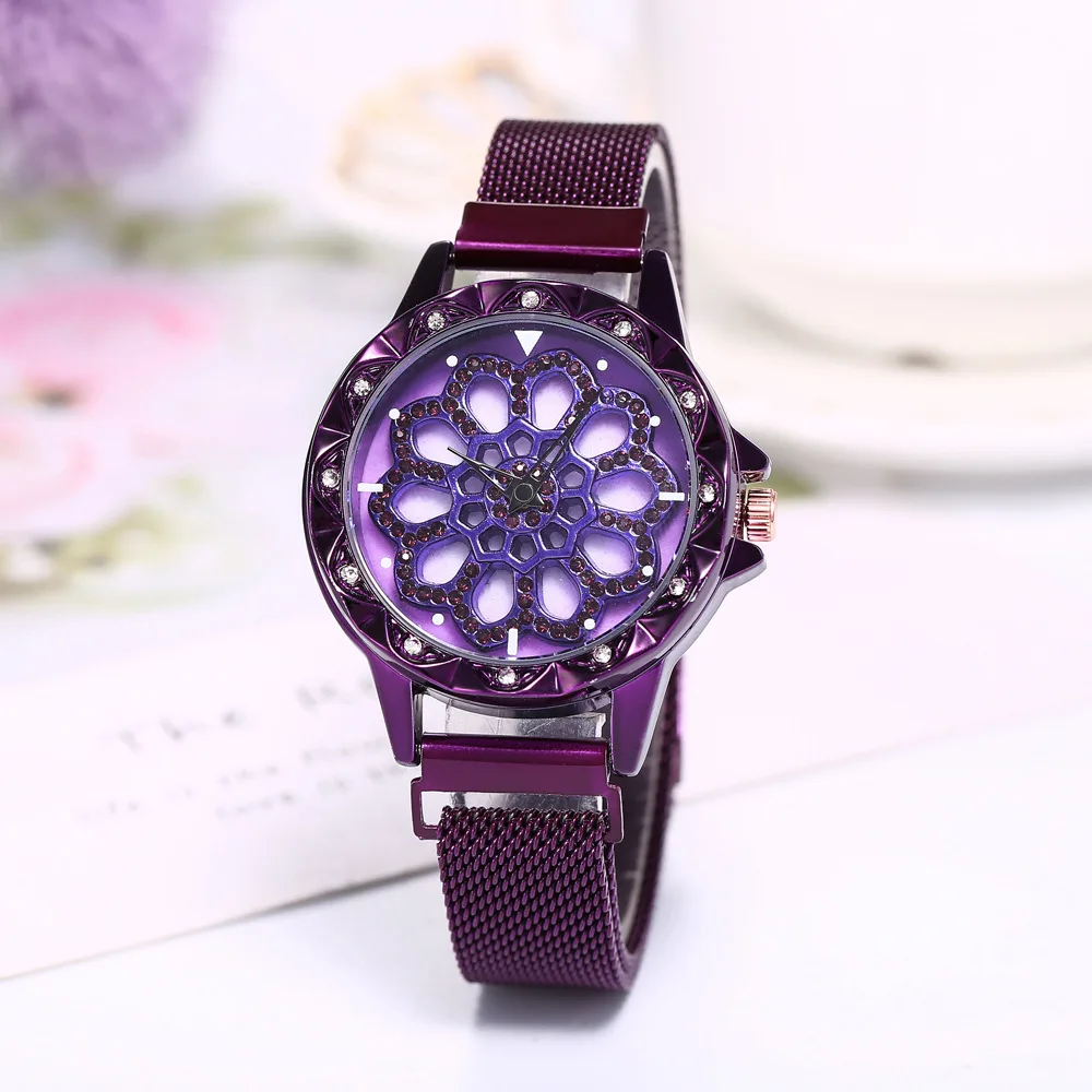 

Fashion New Style Hollow out Disk Rotating Watch Magnet Douyin Hot Selling Fortunes Watch Women's